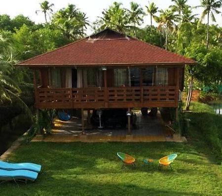 فندق Munroe Eco Camp Mundrothuruth المظهر الخارجي الصورة